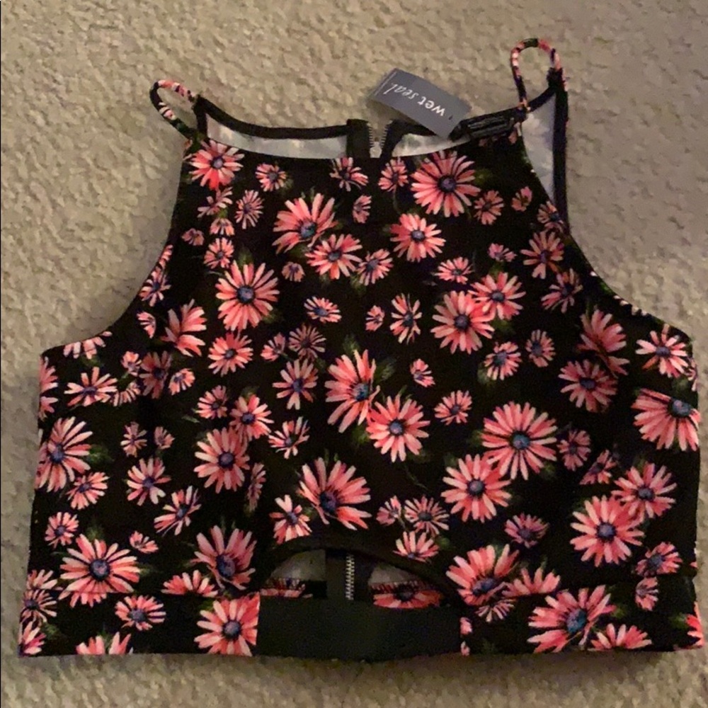 Black and pink floral crop top